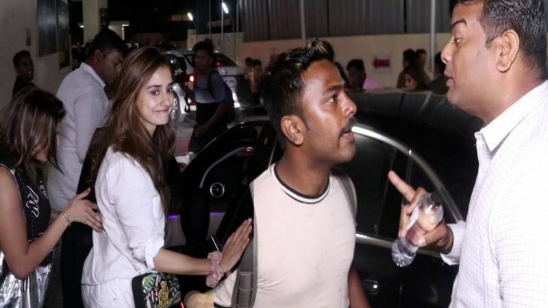 Disha Patani's bodyguard's tiff with media photographer Disha Patani's bodyguard's tiff with media photographer