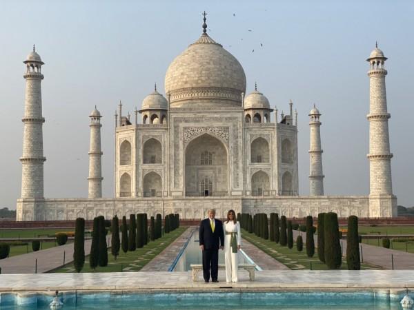 The video was shared by one K Kumar on Facebook with a Hindi caption that roughly translates to Donald Trump taj mahal visit