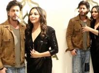 Shahrukh Khan with wife Gauri Khan