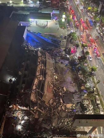 China Hotel collapse.Image: Twitter @zixinho17 China Hotel