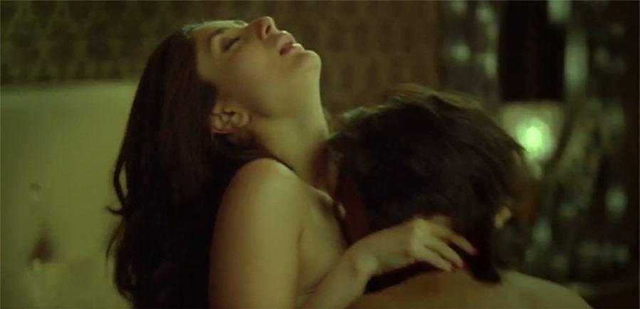 Nude kareena kapoor Kareena Kapoor