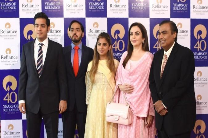 Mukesh Ambani and family Mukesh Ambani and family