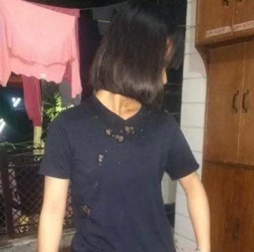 Manipuri girl spat at by Delhi man Manipuri girl spat at by Delhi man
