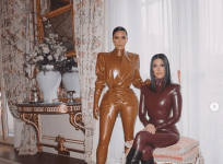 Kim Kardashian West and Kourtney Kardashian