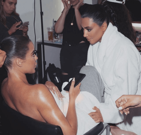 Kim Kardashian West and Khloe Kardashian