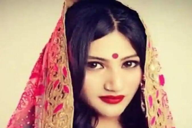 Exclusive: TV actress Mahika Sharma on Rhea Chakraborty being mobbed by