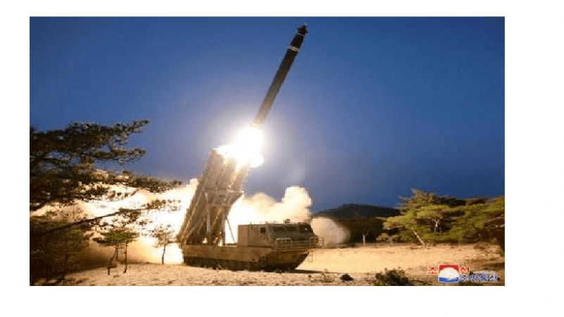 North Korea successfully tests super-large multiple rocket launchers