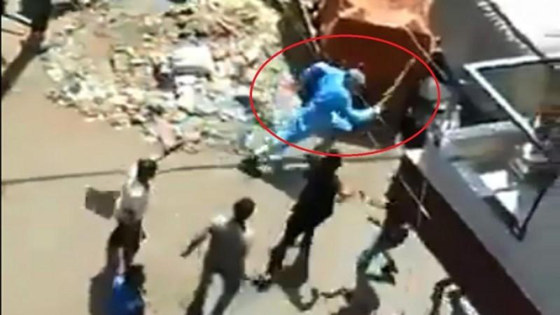 Attack on doctors and nurses during coronavirus screening in Madhya Pradesh' Indore. Attack on doctors and nurses in Indore during coronavirus screening