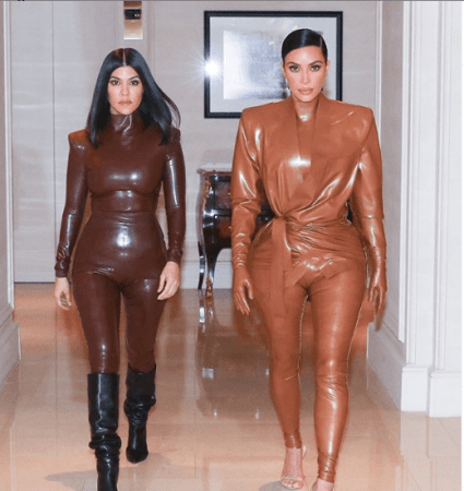 Kim Kardashian West and Kourtney Kardashian