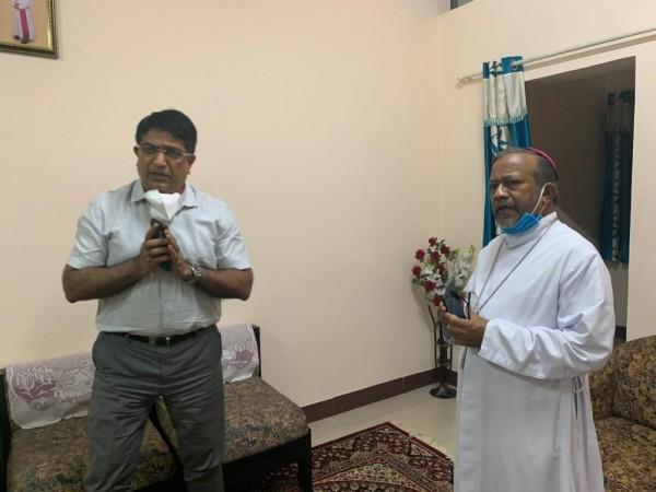 bengaluru city commissioner with archbishop