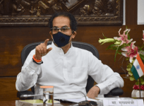 uddhav thackery in mask