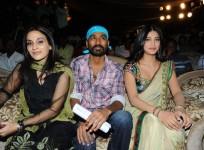 Aishwarya, Dhanush with Shruti Haasan