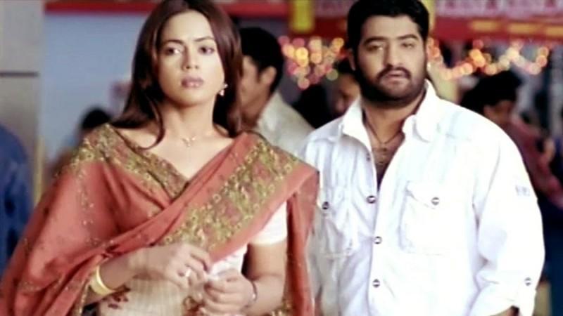 Junir NTR and Sameera Reddy in Ashok Junir NTR and Sameera Reddy in Ashok