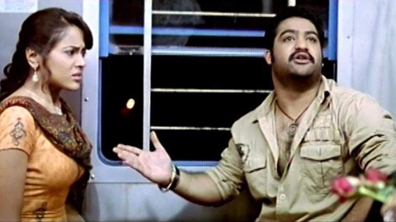 Junir NTR and Sameera Reddy in Ashok Junir NTR and Sameera Reddy in Ashok