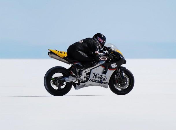 Stuart Garner on the Norton NRV588 Norton Rotary Racebike NRV588