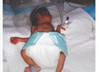 new born rescued by the auto driver