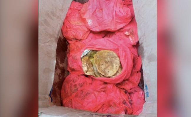 Packed lunch served to the doctors who are treating COVID-19 patients Doctors