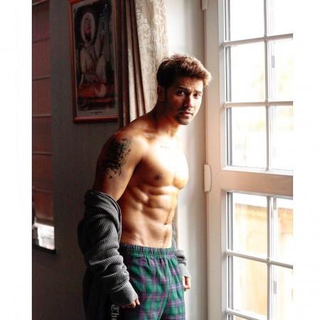 Varun Dhawan Varun Dhawan