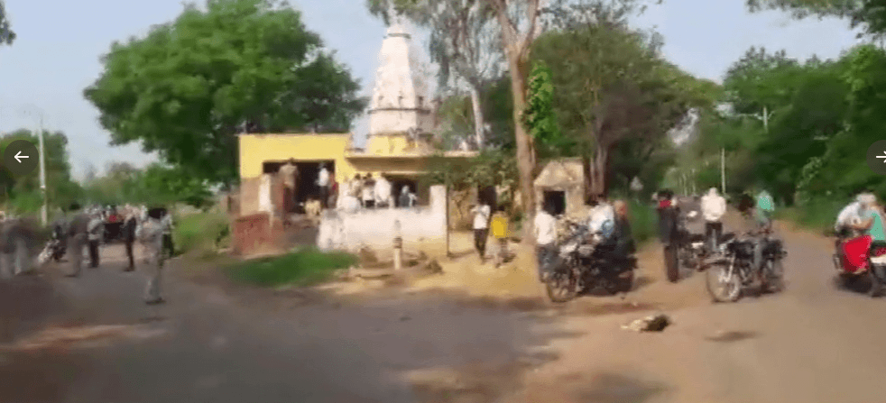 The two babas lived here at the temple in Bulandshahr. Bulandshahr Murder