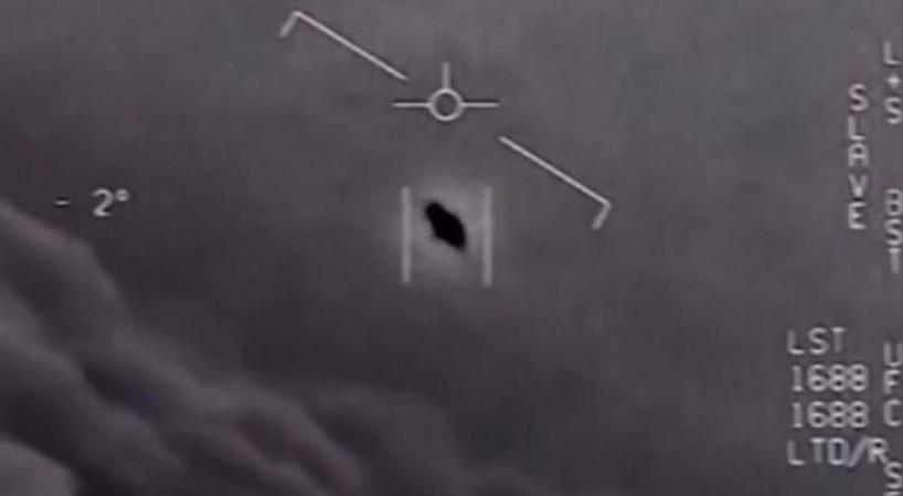 After Pentagon's UFO video release, this former senator urges ...