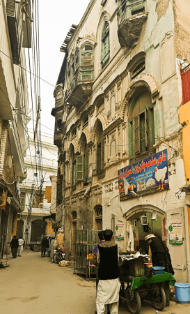 The building is very famous and known as Kapoors Havali in Peshawa, Pakistan. rishi Kapoor pakistan home
