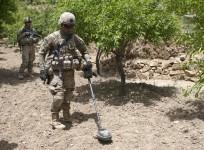 bomb squad using metal detector
