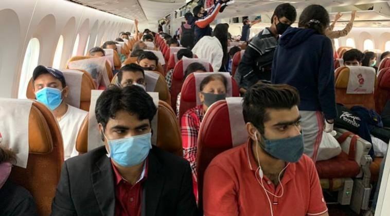 International evacuees land in India. Twitter evacuues