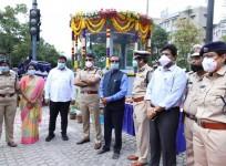 Bengaluru civic body opens hi-tech traffic monitoring booth.