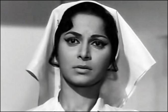 Waheeds Rehman as nurse in Khamoshi