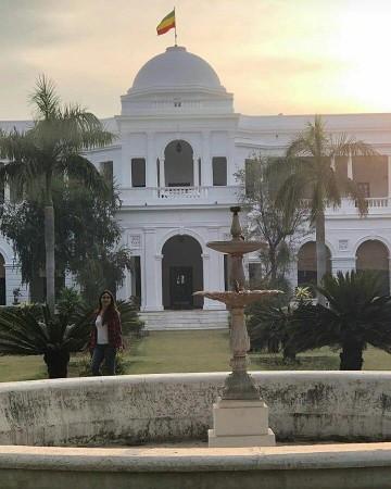 Kareena at the palace