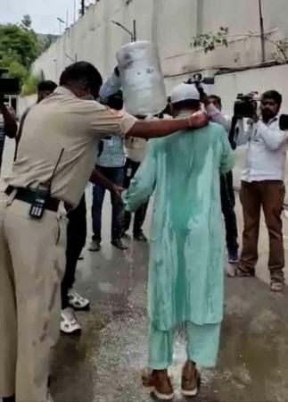 Man tries to commit suicide Man tries to commit suicide