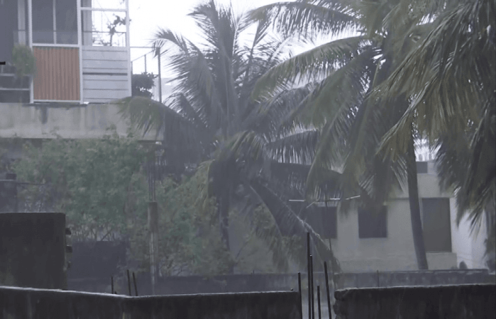 Bengaluru likely to witness heavy showers and thunderstorm till May 30 ...