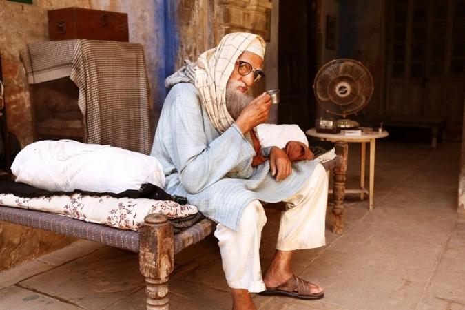 Amitabh Bachchan in Gulabo Sitabo Amitabh Bachchan in Gulabo Sitabo