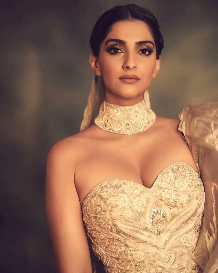 Kareena Kapoor Hot Porn Video - Sonam Kapoor's 12 controversial statements that will put the likes Alia  Bhatt and Kareena Kapoor to shame - IBTimes India