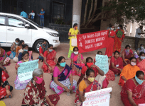 Domestic Workers sit-in protest in Bengaluru