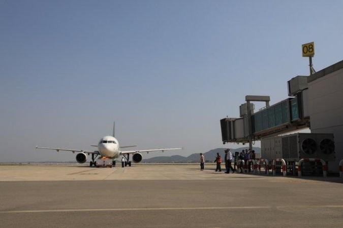 The Minister stated that there are some pilots, who did not appear in any paper but managed to get the licences. Pakistan International Airlines