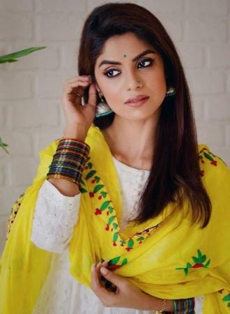 Sayantani Ghosh Sayantani Ghosh