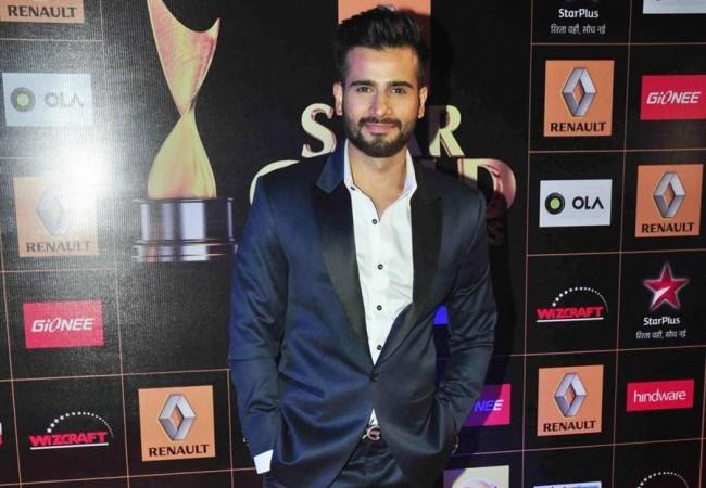 Karan Tacker. Karan Tacker