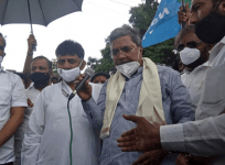 DK Shivakumar and Siddaramaiah