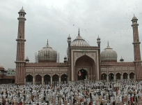 Devotees at Jama Masjid