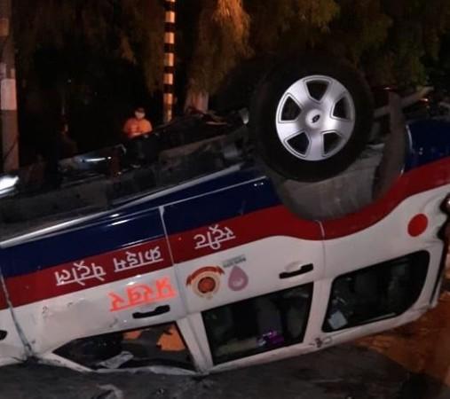 Honda city rams into Prakhar vehicle near khalsa college, HC dies. car rams delhi
