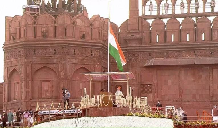 PM Modi unfurls flag