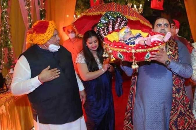 Ramesh Dhaduk with Naimish Dhaduk image