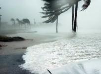 Hurricane Laura to reach catastrophic Cat 4; extended power outages,