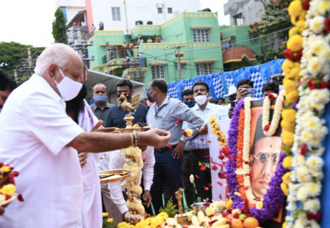Karnataka CM at the inauguration of the Veer Savarkar flyover. Veer Savarkar Flyover inauguration
