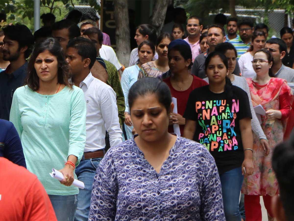 JEE Main 2023 Session 2 Exam Day Guidelines – Check Documents, Reporting  Time, Dress Code Here