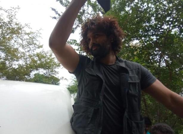 Allu Arjun's trip to Kuntala Waterfalls in Adilabad district Allu Arjun's trip to Kuntala Waterfalls in Adilabad district