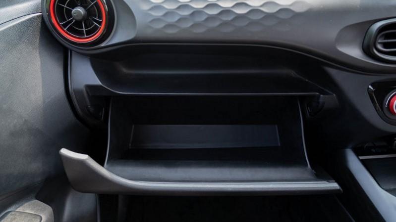 2020 Hyundai Grand i10 NIOS Turbo glovebox 2020 Hyundai Grand i10 NIOS Turbo glovebox