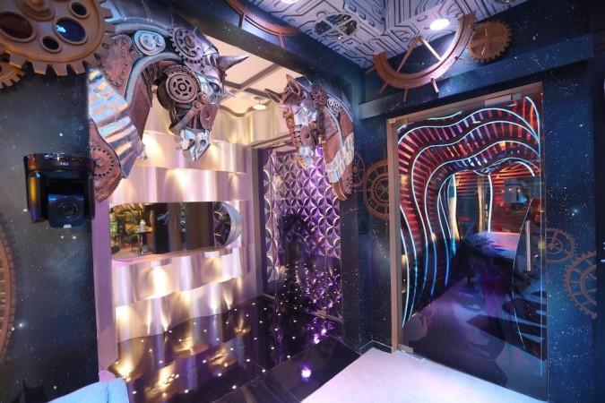 confession room 1