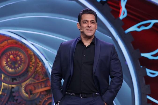 Salman khan on the sets of Grand premier of Bigg Boss